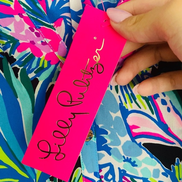 Lilly Pulitzer silk floral “Elsa” popover long sleeved NWT blouse. Size Large. - Picture 6 of 8